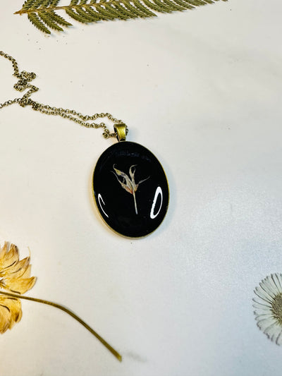 Moody Wildflower Necklace