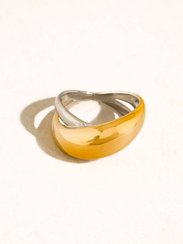 Almare Non-Tarnish Two Tone Dome Band Ring