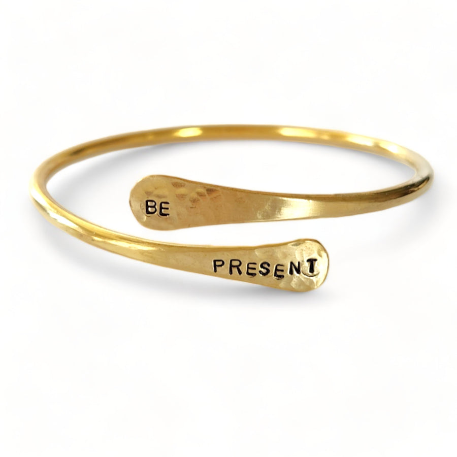 BE PRESENT Brass bangle - stamped