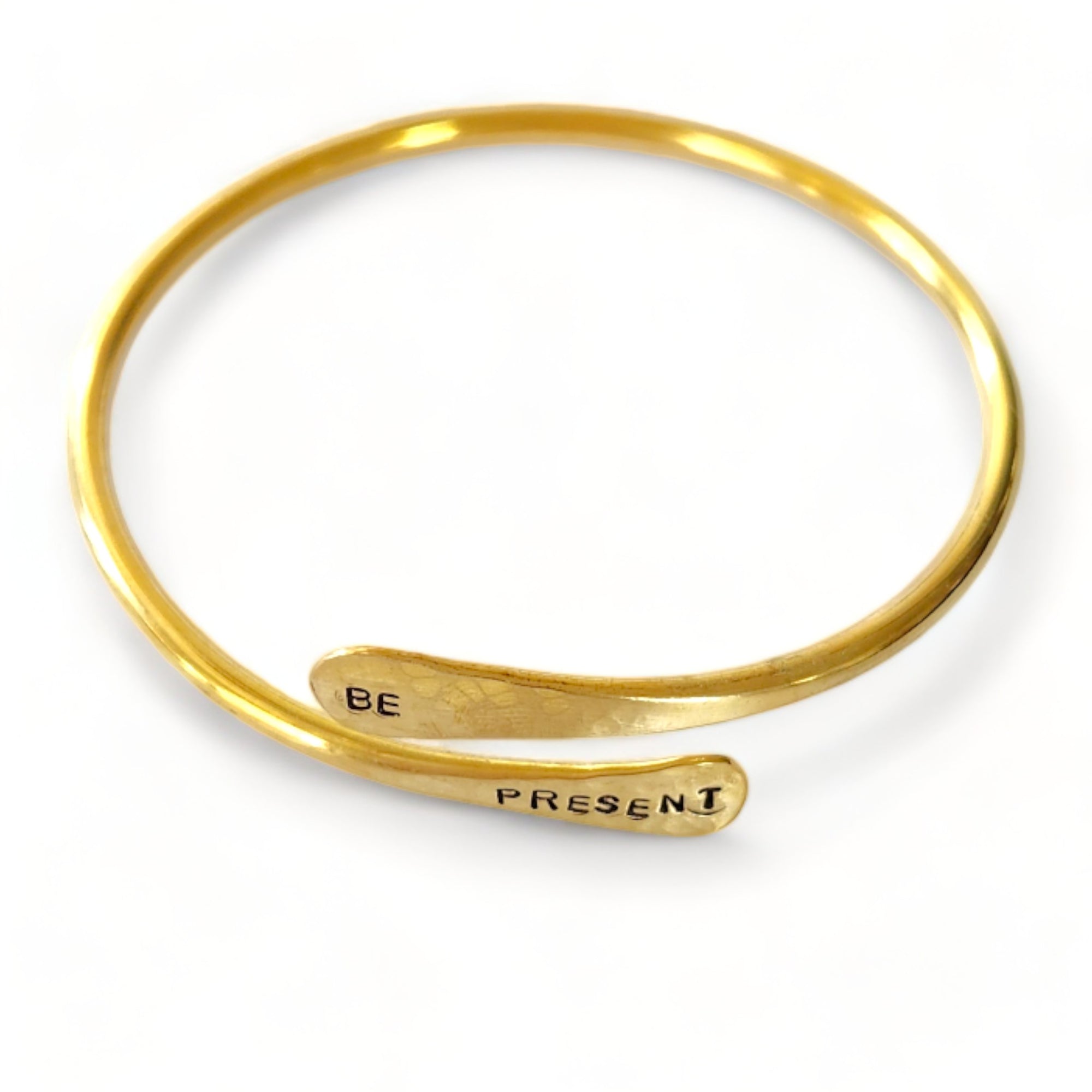 BE PRESENT Brass bangle - stamped