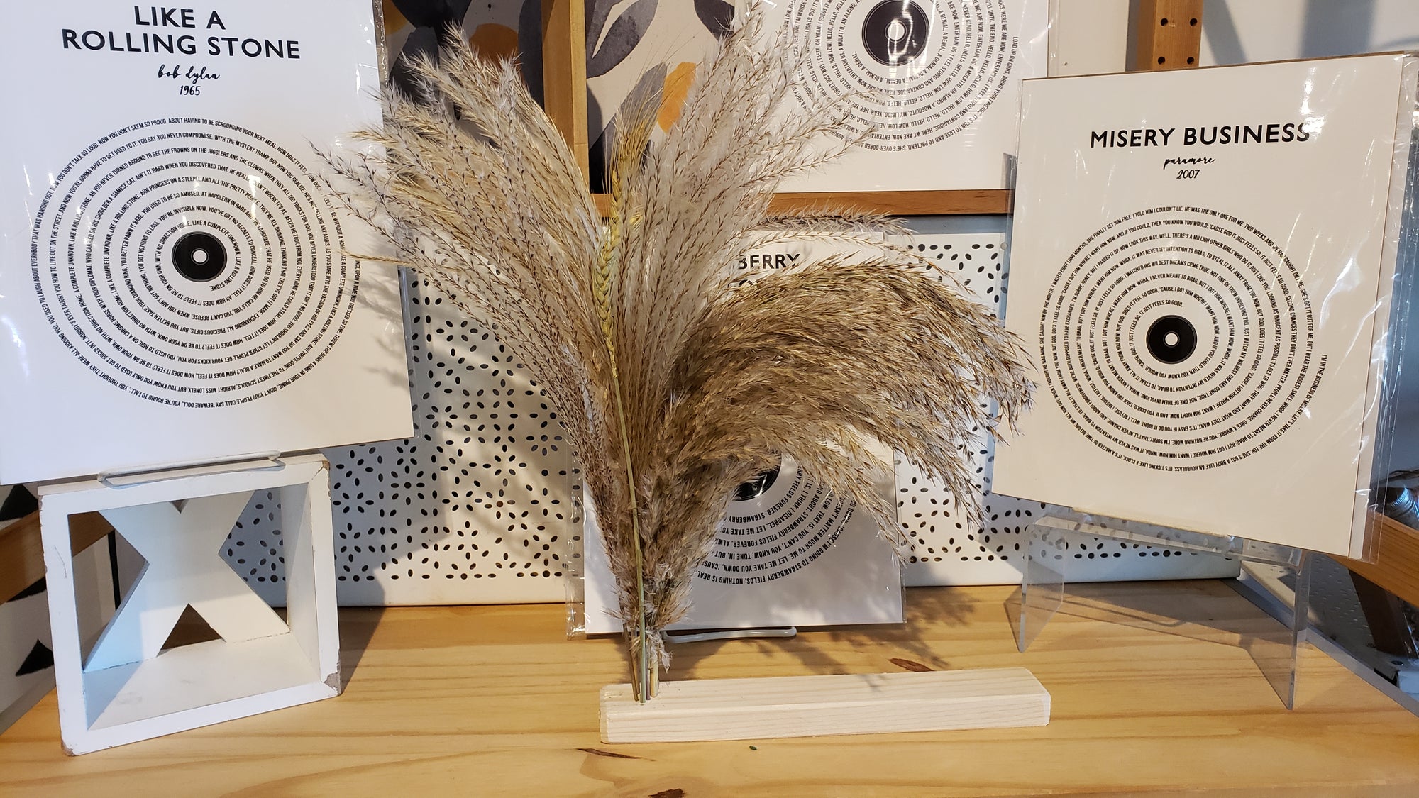 Photo Dried Flower Bar Bouquets