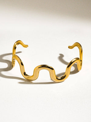 Flânerie by MAIQ - Félix 18K Gold Non-Tarnish Wavy Bold Statement Bracelet: Silver