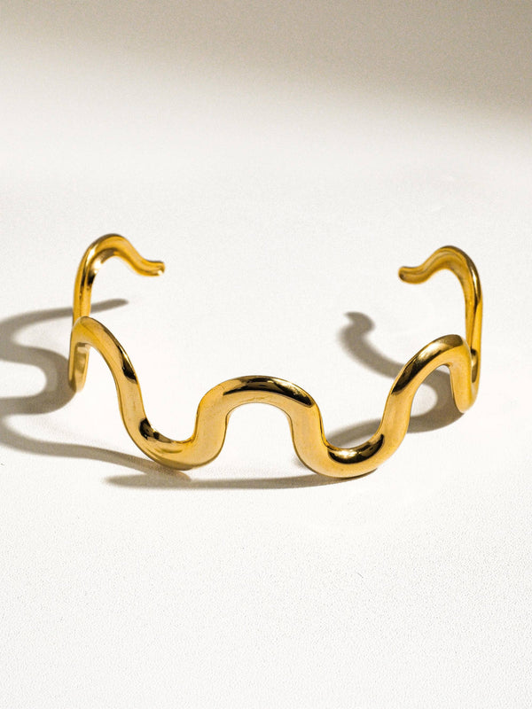 Flânerie by MAIQ - Félix 18K Gold Non-Tarnish Wavy Bold Statement Bracelet: Silver