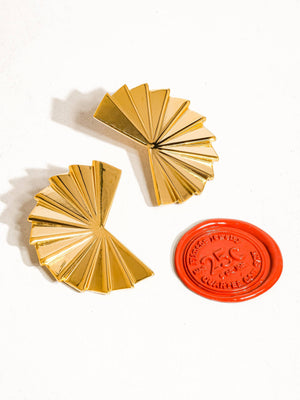 Soline 18K Gold Non-Tarnish Folded Fan Earring