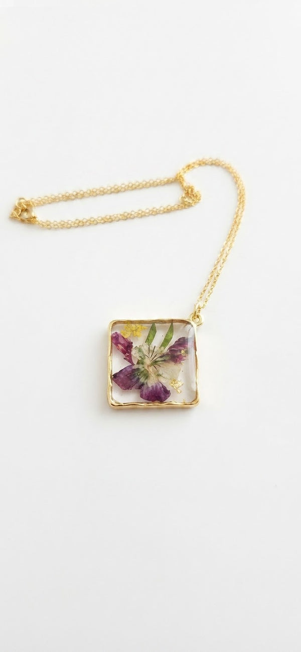 Promenade Floral Necklace