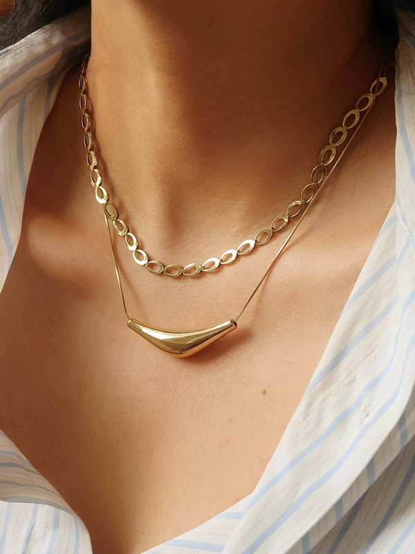 Cendre Non-Tarnish Curve Sweater Necklace