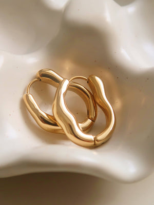 Flânerie by MAIQ - Darcy 18K Gold Non-Tarnish Oval Hoop Earring: Silver