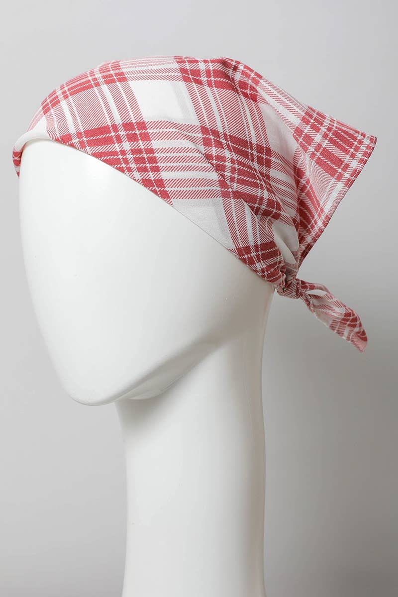 Plaid Triangle Head Scarf – Cozy & Stylish Accessory ✨