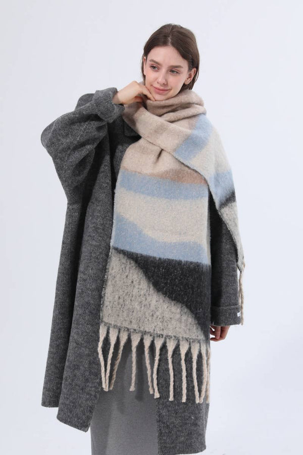 Gradient Stripe Thickened Tassel Scarf