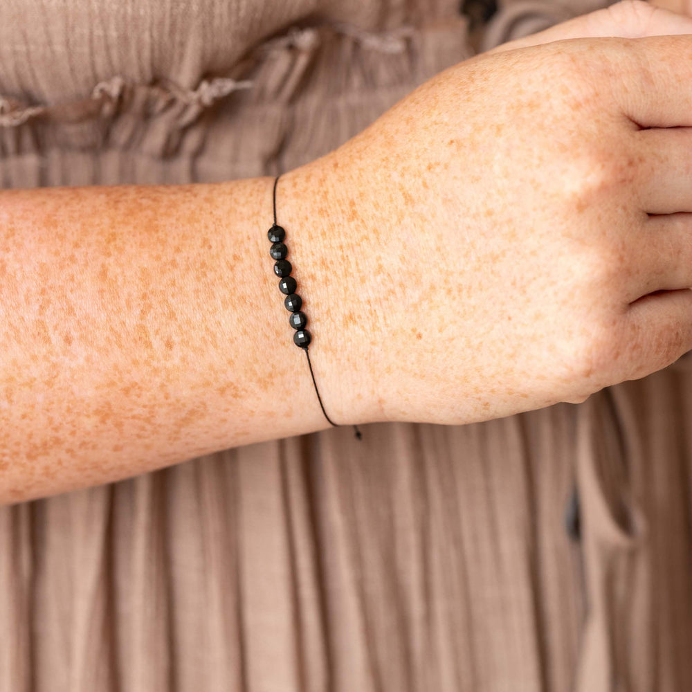 SoulKu - Black Onyx Hummingbird Adjustable Bracelet for Stress Relief