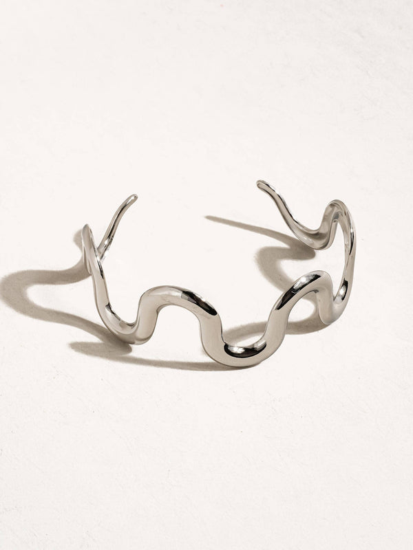 Flânerie by MAIQ - Félix 18K Gold Non-Tarnish Wavy Bold Statement Bracelet: Silver