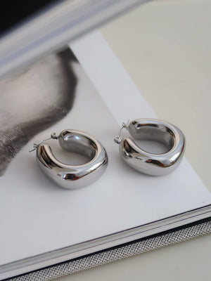 Hunter Silver Non-Tarnish Classic U Hoop Earring