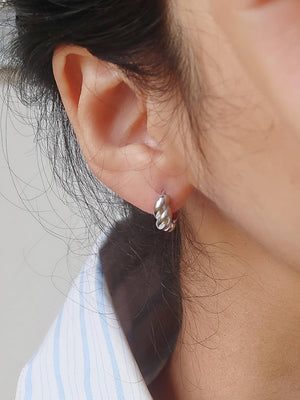 Brea 18K Gold Non-Tarnish Twisted Hoop Earrings