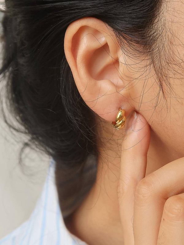 Brea 18K Gold Non-Tarnish Twisted Hoop Earrings