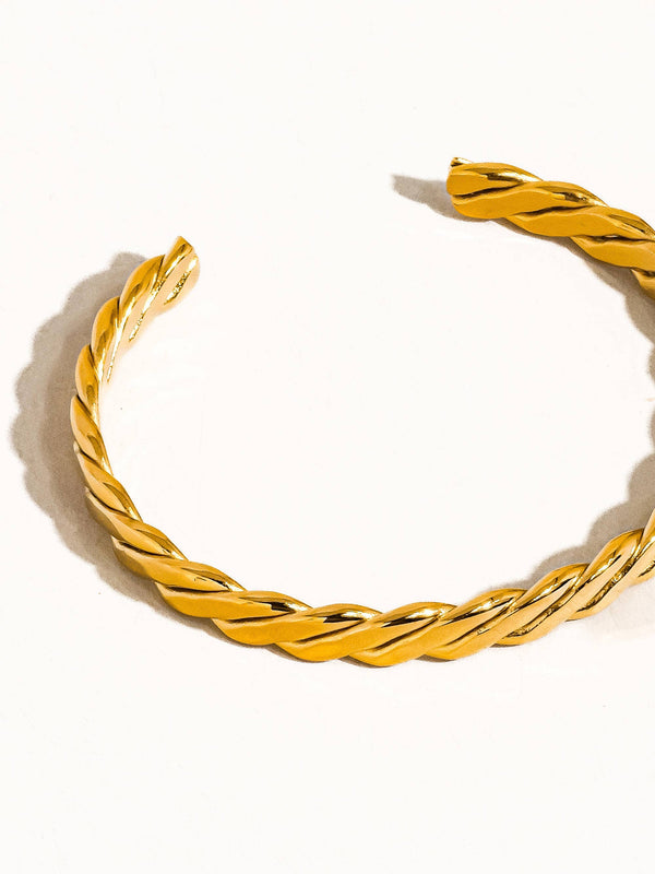 Flânerie by MAIQ - Bénir 18K Gold Non-Tarnish Braided Thin Bangle