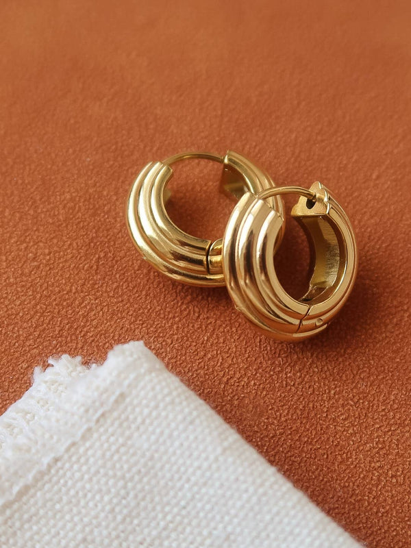 Flânerie by MAIQ - Juliette 18K Gold Non-Tarnish Chunky Hoop Earrings