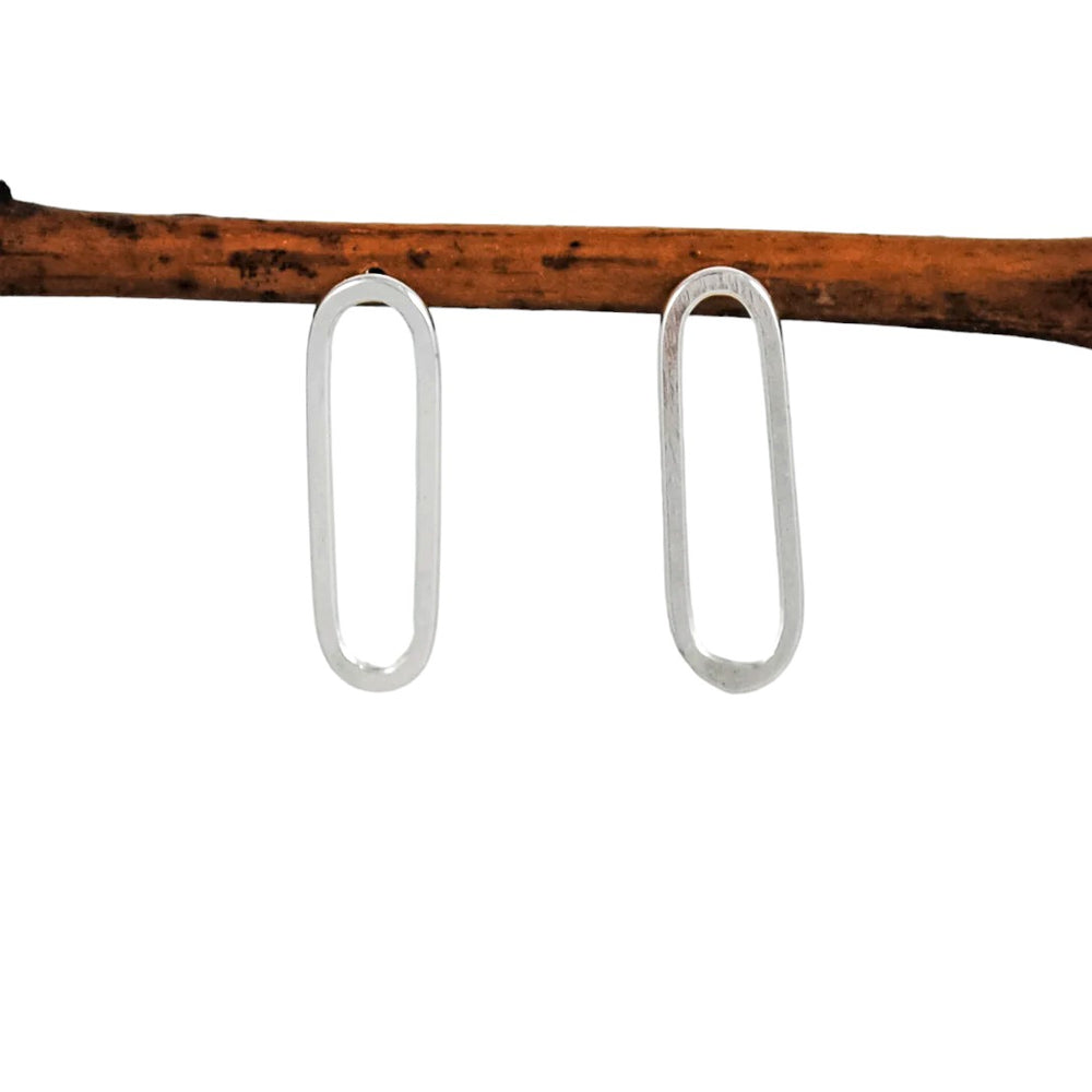 Medium Paperclip Stud Earrings - sterling