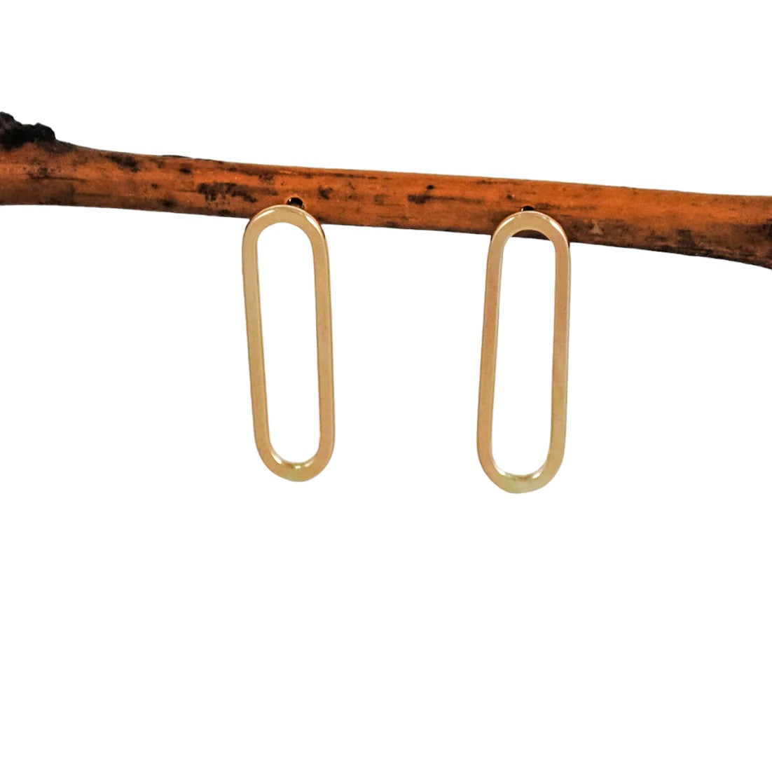 Medium Paperclip Stud Earrings - gold-filled