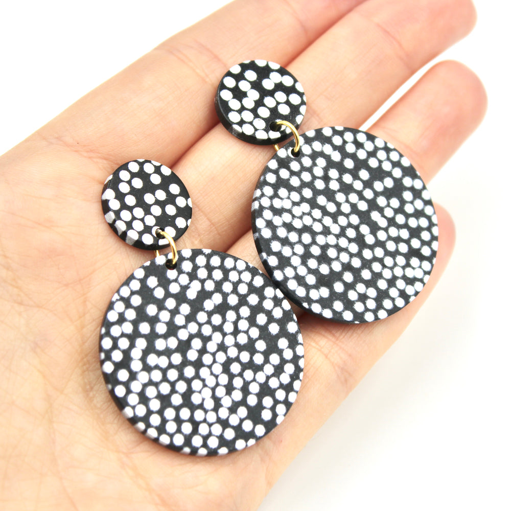 Dotted Round Earrings