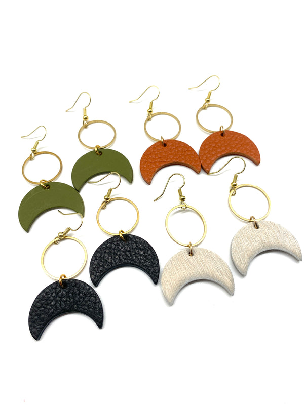 Inverted crescent w/brass circle