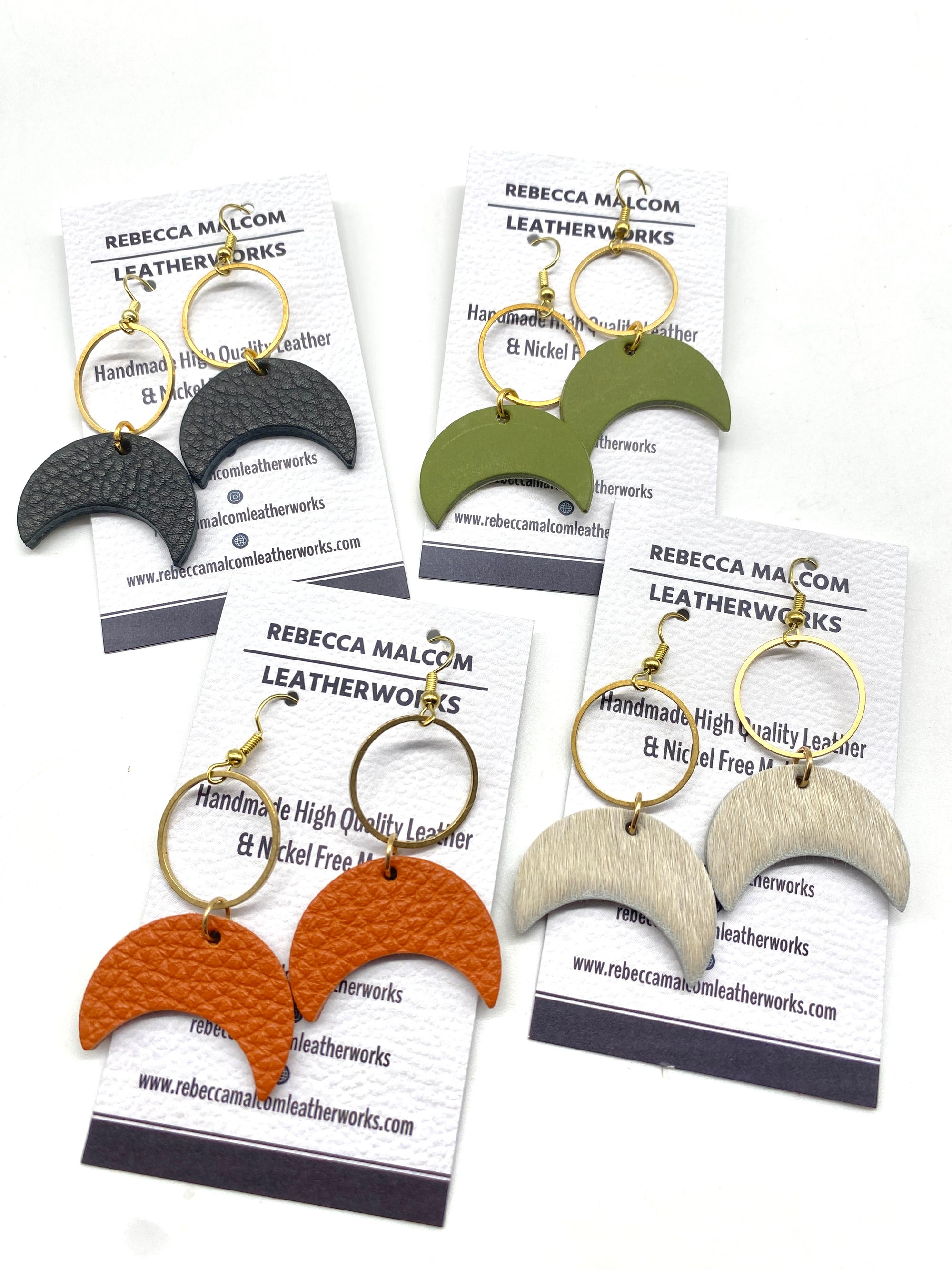 Inverted crescent w/brass circle