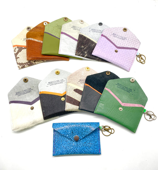 Peek-a-Boo Wallet