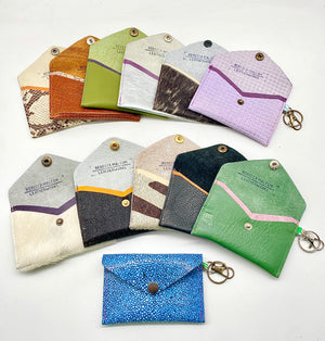 Peek-a-Boo Wallet