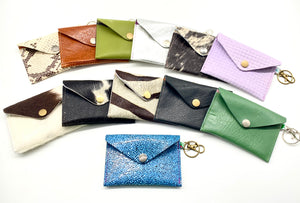 Peek-a-Boo Wallet