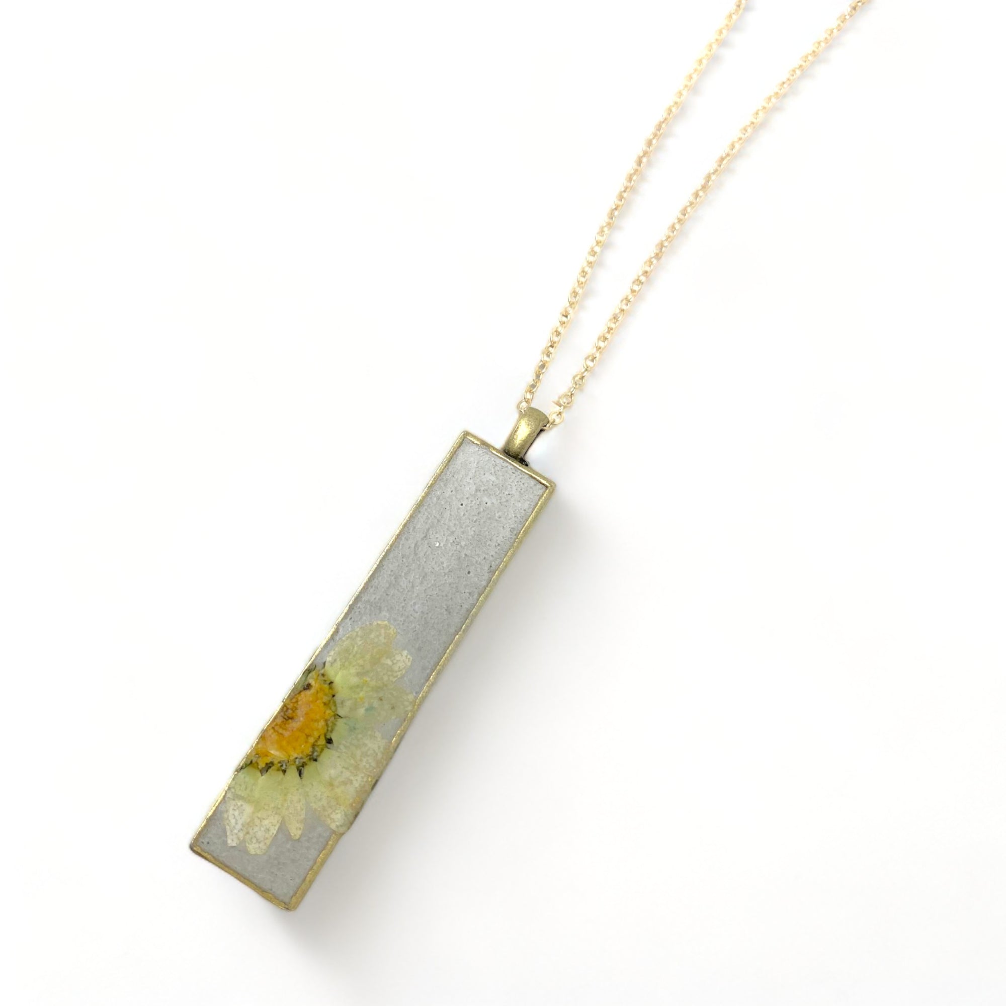 Concrete Botanical Necklace - White