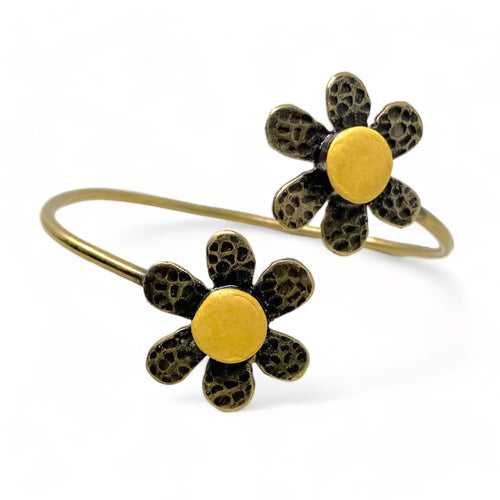 Concrete Brass Flower Bracelet