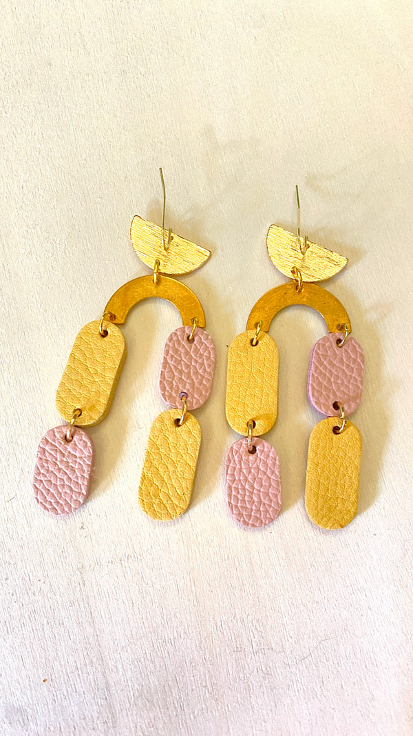 Taffy Earrings