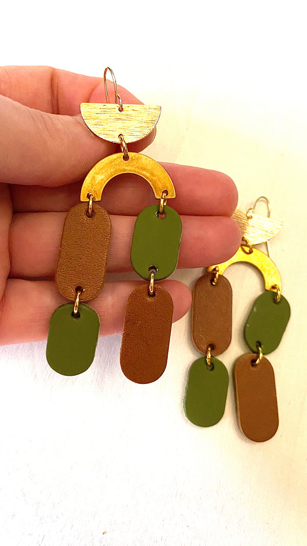 Taffy Earrings