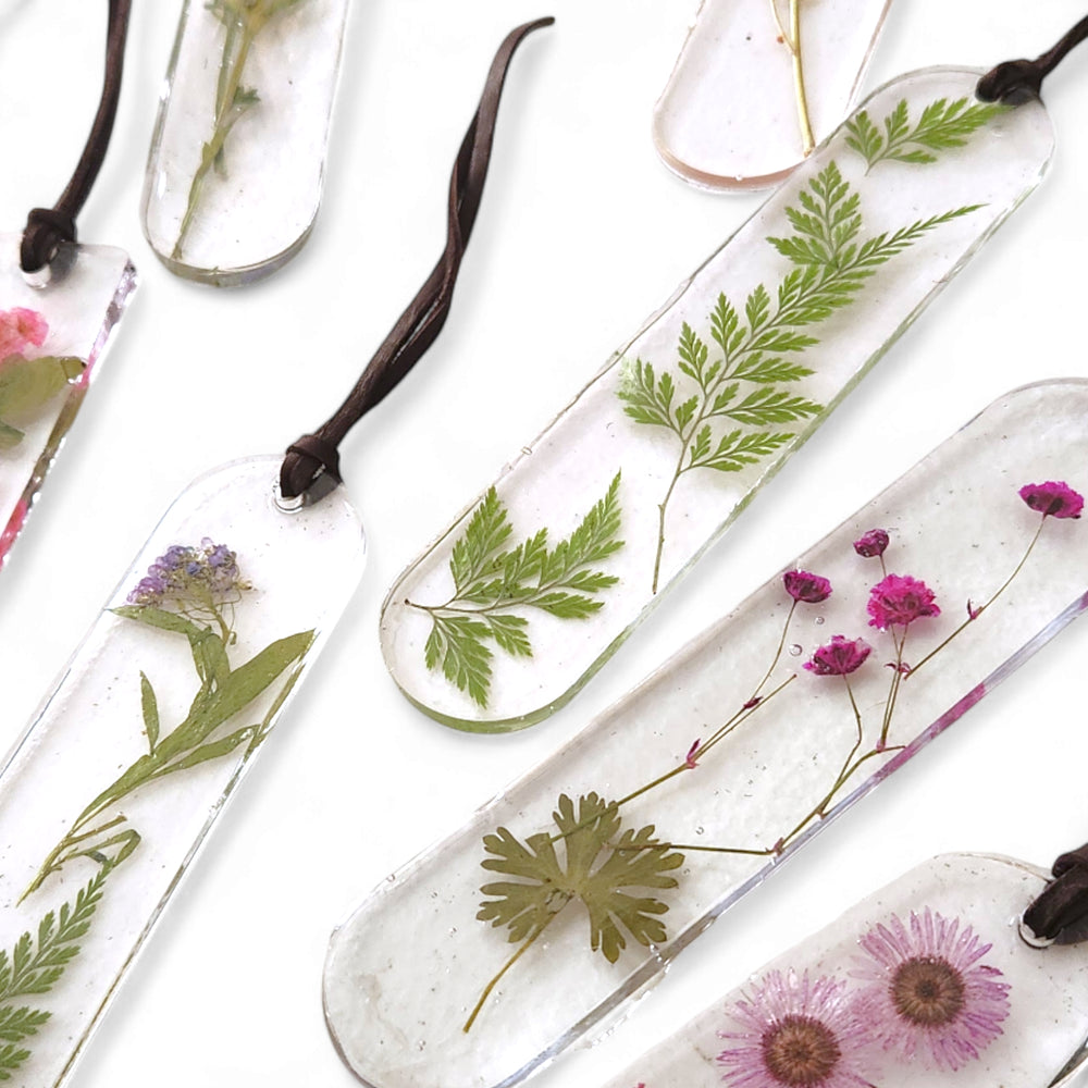 UV Resin 201 :: Botanical Bookmarks, Trinket Trays & Magnets
