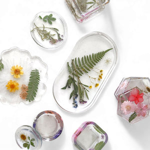 UV Resin 201 :: Botanical Bookmarks, Trinket Trays & Magnets