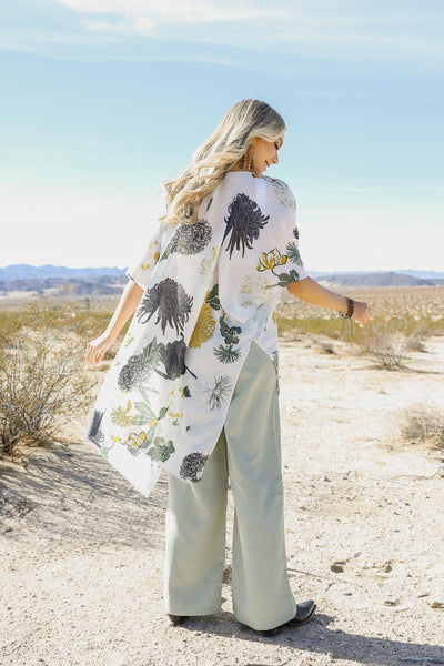 Floral Motif Combo Kimono Cardigan 🌸