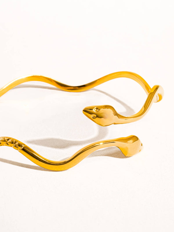 Zofia 18K Gold Non-Tarnish Wavy Serpent Bracelet