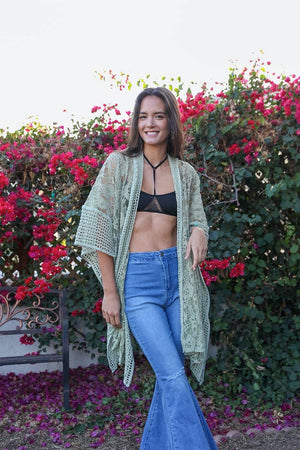 Leto Accessories - 🌺 Floral Pattern Kimono - Perfect Summer Cover