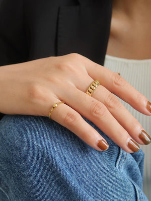 Flânerie by MAIQ - Billie 18K Non-Tarnish Braided Chain Ring