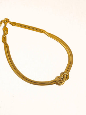 Flânerie by MAIQ - Evereign 18K Gold Non-Tarnish Knot Necklace