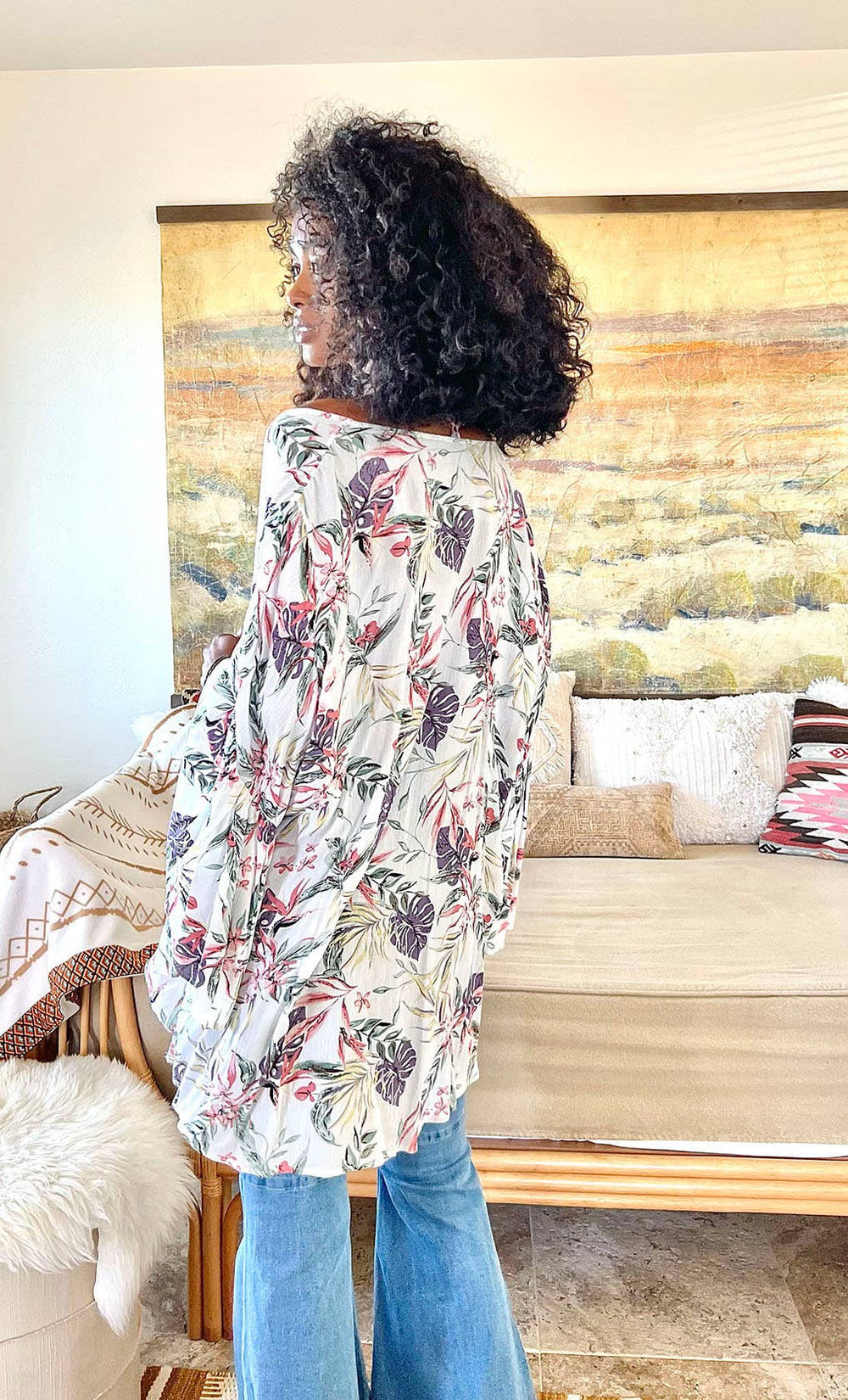 Blanc Tropical Leaves Draped Sleeve Kimono