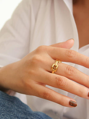 Flânerie by MAIQ - Brooklyn 18K Gold Stack Braided Non-Tarnish Ring