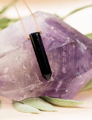 SoulKu - Black Onyx Tarot Necklace for The Shield