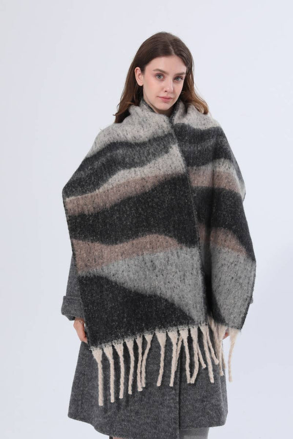 Gradient Stripe Thickened Tassel Scarf