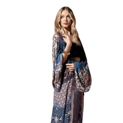 Monterey Intricate Damask Kimono