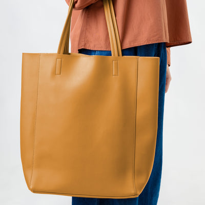 Machine Sewing Leather 101 :: The Vegan Leather Tote