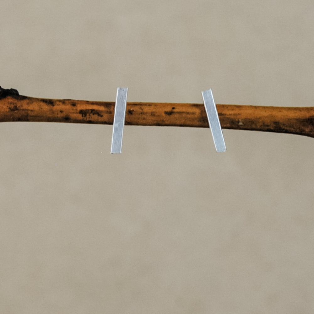 Bar Studs - sterling