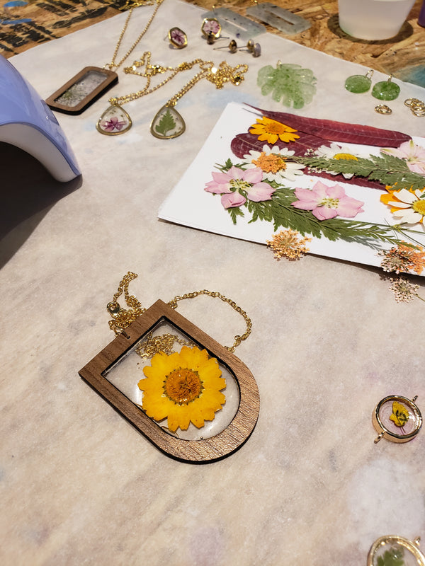 Jewelry 201: UV Resin