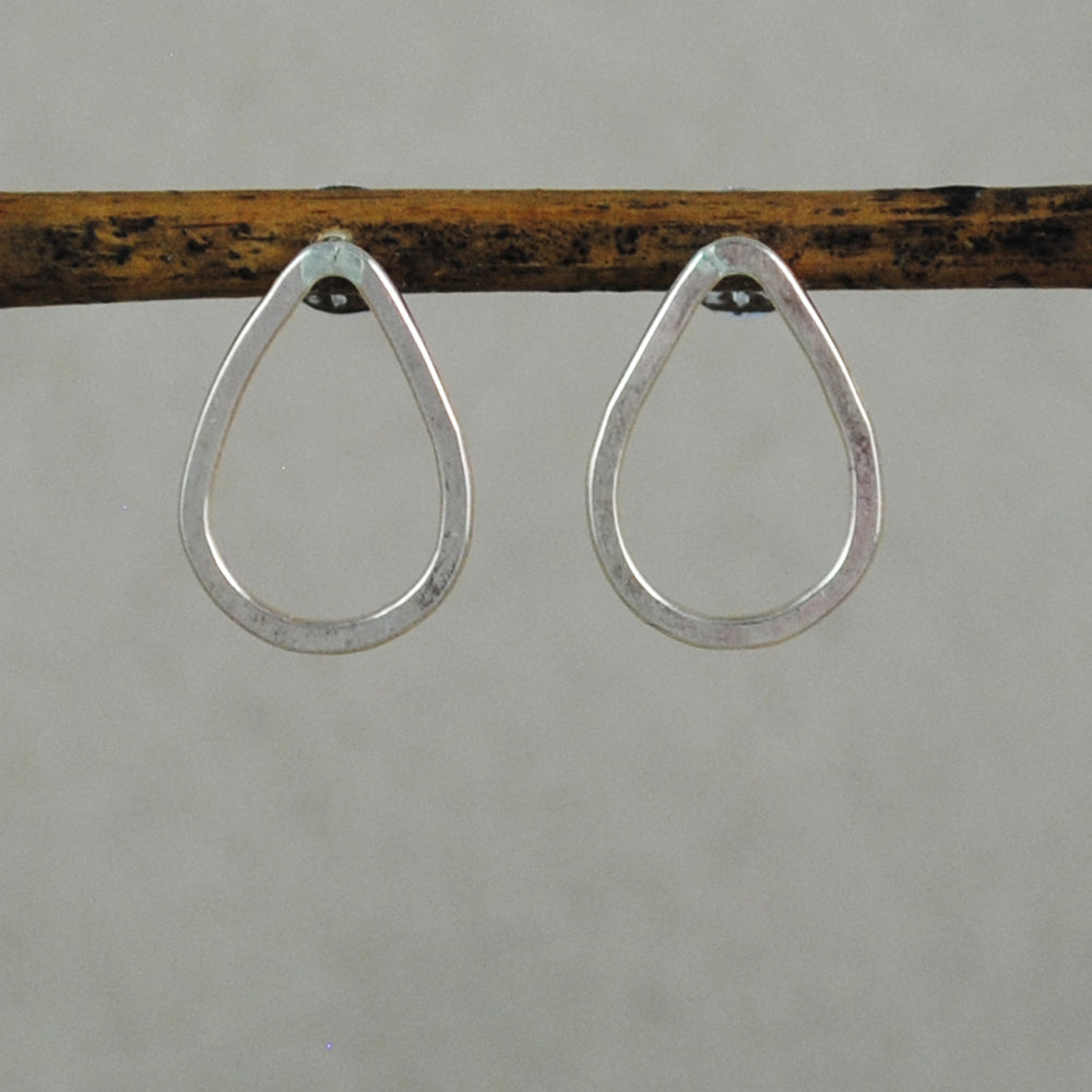 Medium Teardrop Studs - gold-filled