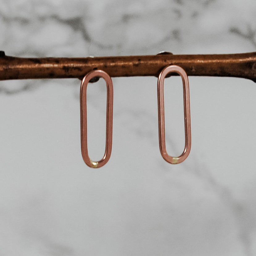 Small Paperclip Stud Earrings - rose gold-filled