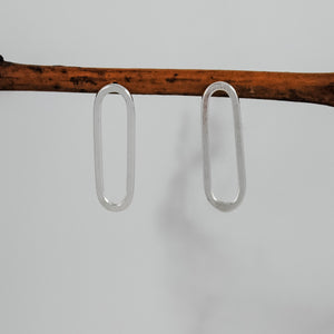 Medium Paperclip Stud Earrings - sterling
